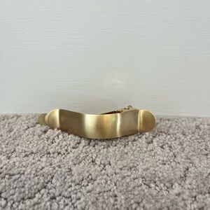 Elegant Gold Hair Clip